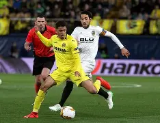 法兰克福大胜比利亚雷亚尔，半决赛晋级(法兰克福vs莱比锡红牛直播)