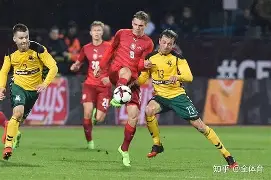 欧预赛决赛红黄牌飞出,裁判执法引热议的简单介绍 欧预赛决赛红黄牌飞出,裁判执法引热议的简单介绍